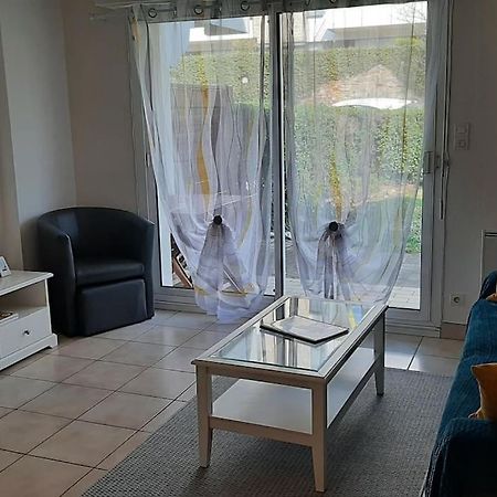 Hyper Centre De Sarzeau, Grand Appartement Au Calme Avec Jardinet Kültér fotó