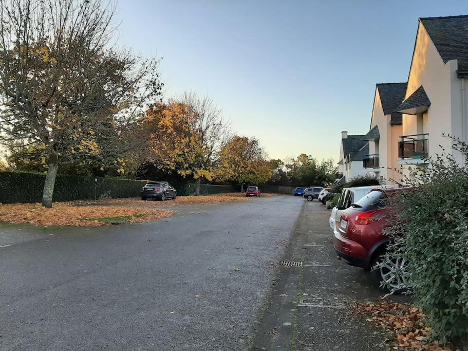 Hyper Centre De Sarzeau, Grand Appartement Au Calme Avec Jardinet Kültér fotó
